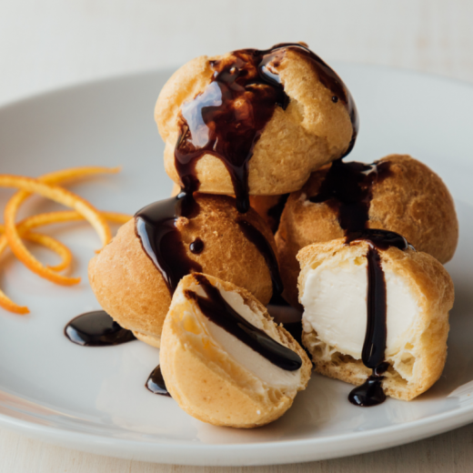 Mini Vanilla Profiteroles (Cream Puffs) 1kg